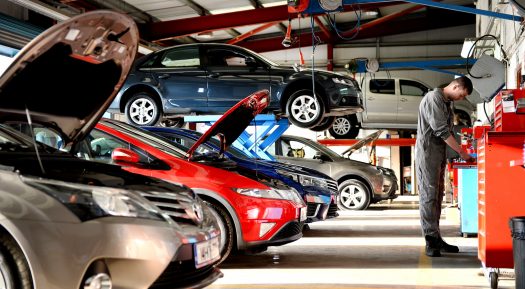 Look For And Select The Right Garage Services In Uxbridge