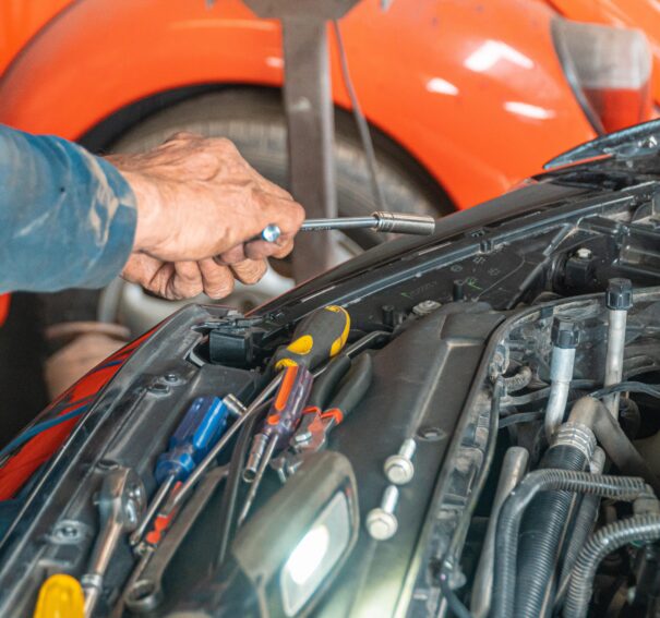 How To Save Money On BMW Repairs By Choosing The Right Mechanic