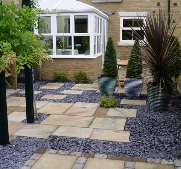 Make Your House Look Modern And Elegant With Sandstone Paving Solutions
